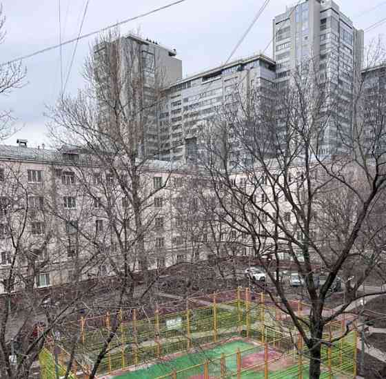 Комната, 46.9 м2, 4/5 эт. Москва