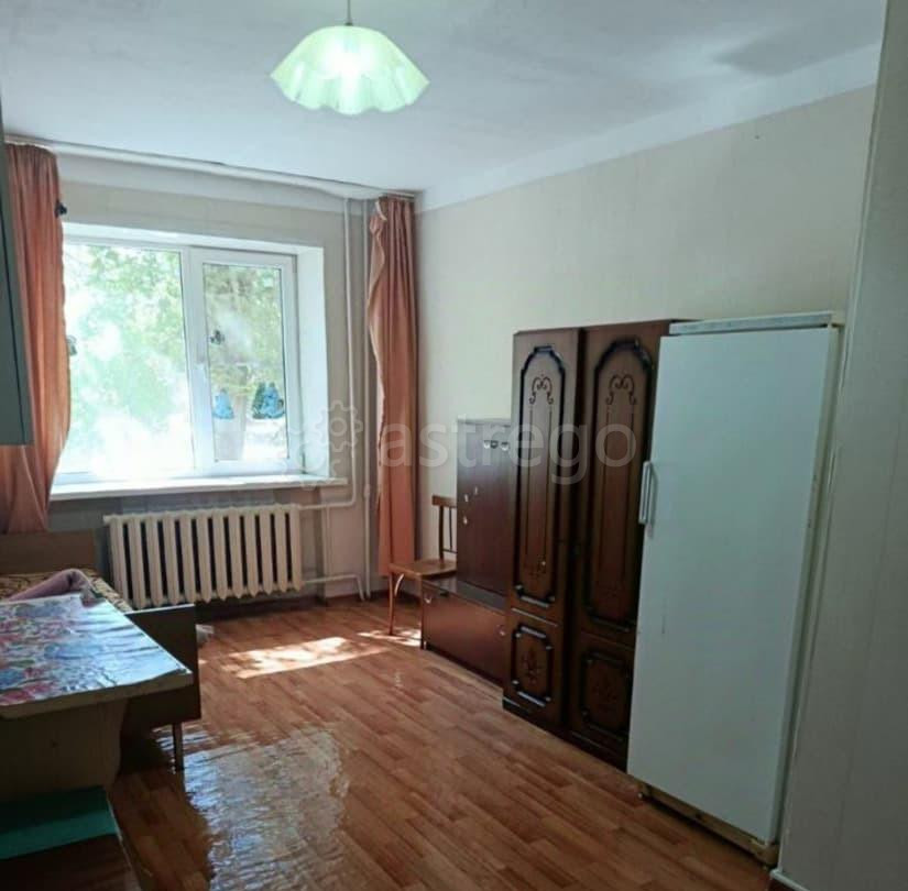 Комната, 18 м2, 1/5 эт. Астрахань - изображение 2