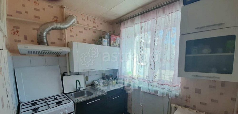 4-комн. квартира, 60 м2, 1/5 эт. Уфа - изображение 1