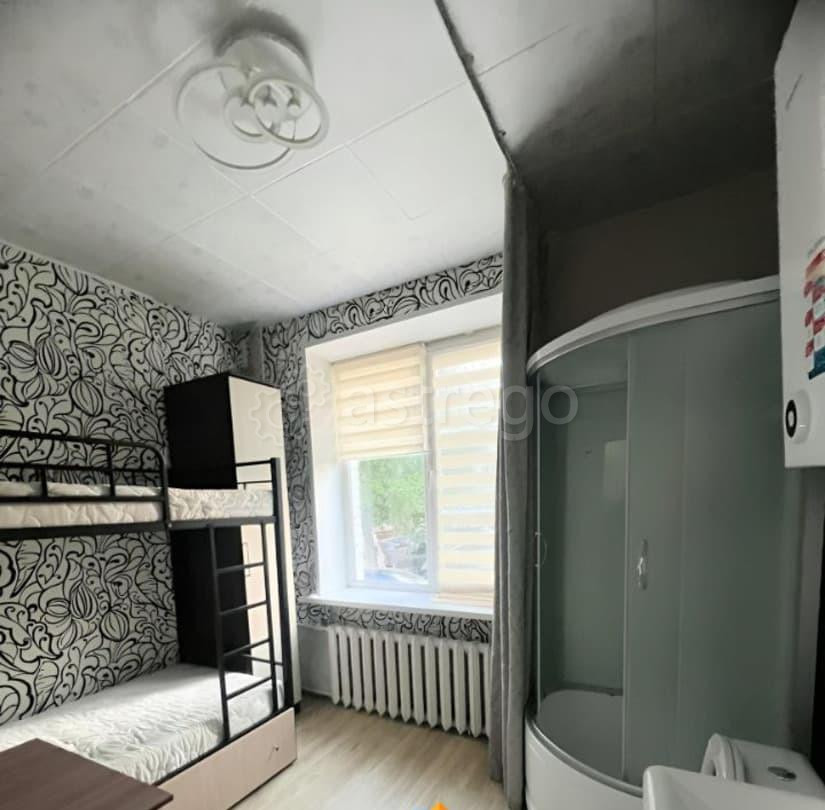 Комната, 17 м2, 1/5 эт. Москва - изображение 1