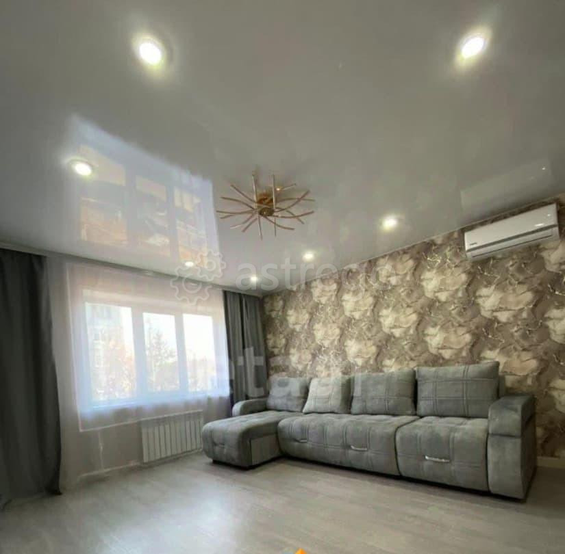 3-комн. квартира, 63.6 м2, 2/5 эт. Райчихинск - изображение 1