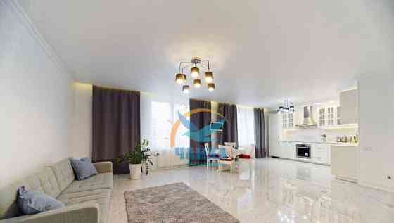 3-комн. квартира, 95 м2, 2/7 эт. Санкт-Петербург