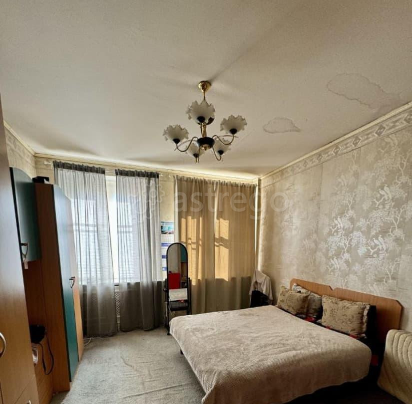 Комната, 38.4 м2, 3/5 эт. Москва - изображение 1