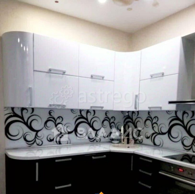 2-комн. квартира, 62 м2, 5/5 эт. Бийск - изображение 1