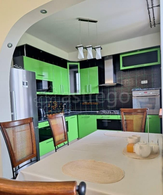 2-комн. квартира, 80 м2, 4/4 эт. Уфа - изображение 1