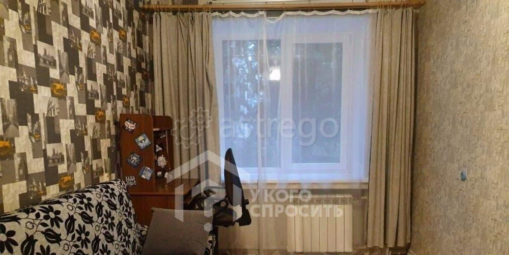 Комната, 30 м2, 1/9 эт. Санкт-Петербург - изображение 1