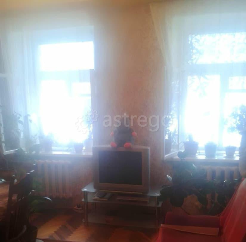Комната, 90 м2, 4/4 эт. Санкт-Петербург - изображение 2