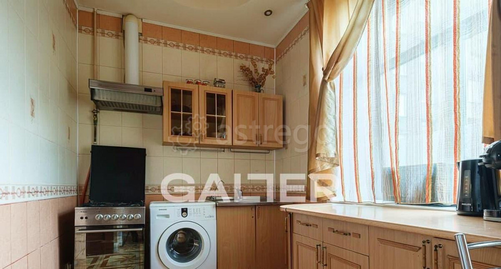 4-комн. квартира, 89 м2, 1/5 эт. Санкт-Петербург - изображение 2