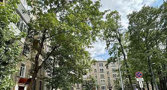 Комната, 19 м2, 3/5 эт. Москва