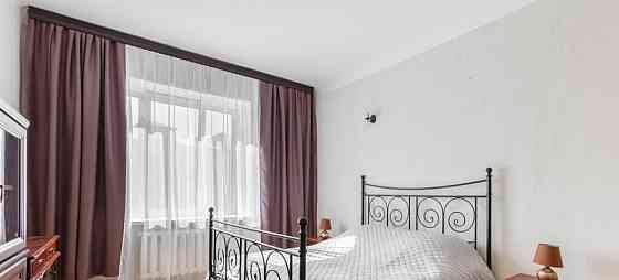 2-комн. квартира, 65 м2, 6/8 эт. Москва