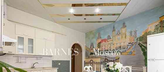 4-комн. квартира, 120 м2, 2/6 эт. Санкт-Петербург