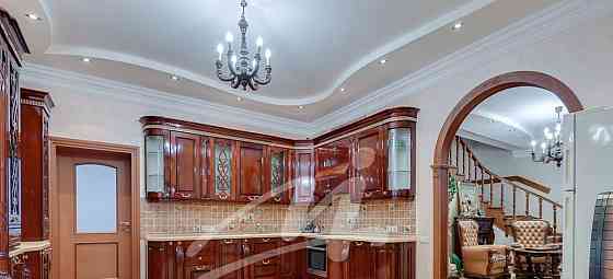 Дом, 611 м2, 21.5 сотки, 4 эт. Химки