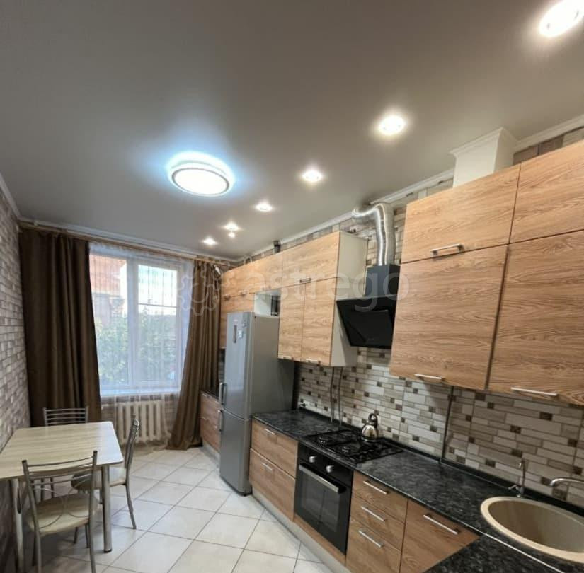 2-комн. квартира, 60 м2, 3/6 эт. Астрахань - изображение 1