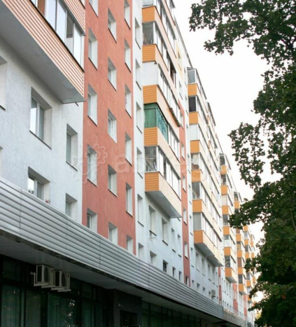 Комната, 53 м2, 5/9 эт. Москва - изображение 1