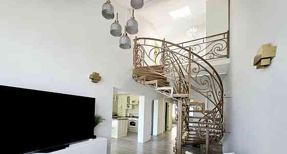 5-комн. квартира, 163.2 м2, 4/4 эт. Санкт-Петербург