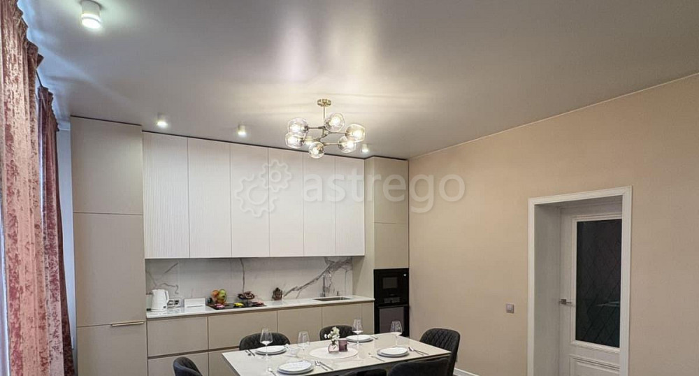 Коттедж, 220 м2, 11 соток, 2 эт. Рубцовск - изображение 1