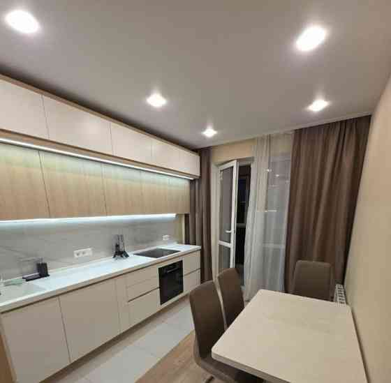 2-комн. квартира, 60.7 м2, 10/25 эт. Москва