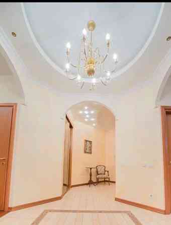 3-комн. квартира, 144.7 м2, 5/5 эт. Санкт-Петербург