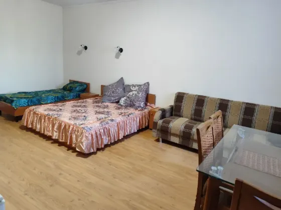Сдам 1-комн. квартиру, 28 м2, 2/2 эт., долгосрочно Ростов-на-Дону