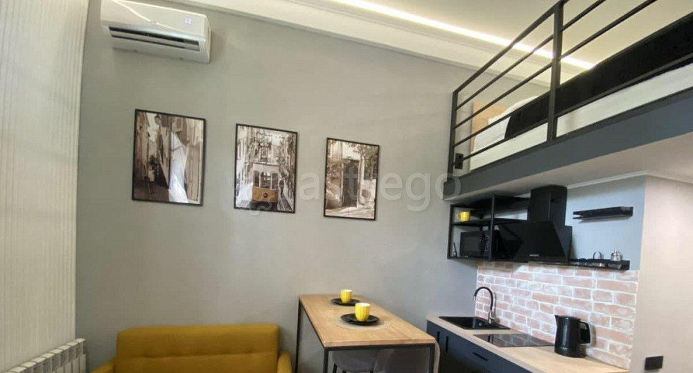 1-комн. апарт-ы, 30 м2, 1/4 эт. Москва - изображение 1