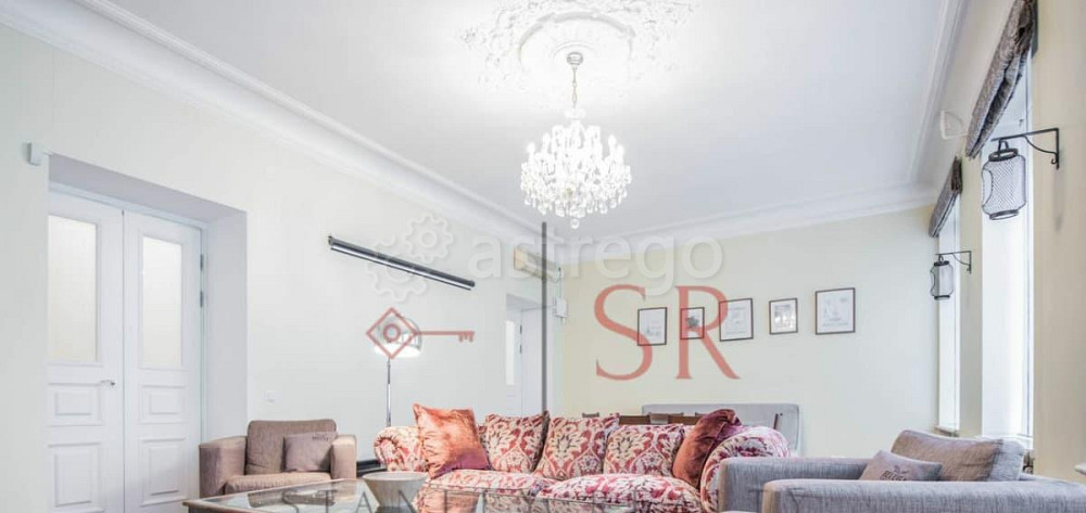 4-комн. квартира, 135 м2, 2/5 эт. Санкт-Петербург - изображение 1