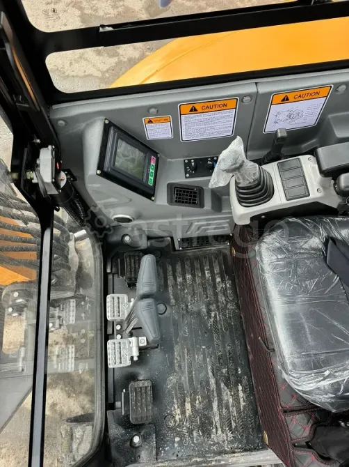 Гусеничный мини-Экскаватор YNIX YN35 Москва - изображение 5