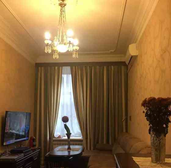 5-комн. квартира, 141 м2, 2/6 эт. Санкт-Петербург