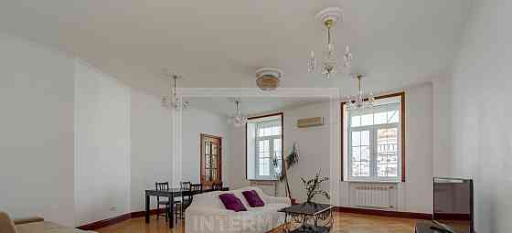 3-комн. квартира, 115 м2, 5/6 эт. Москва