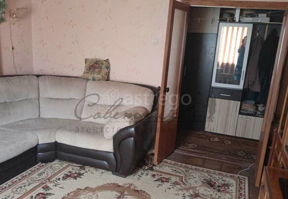 3-комн. квартира, 61 м2, 6/10 эт. Старый Оскол - изображение 1