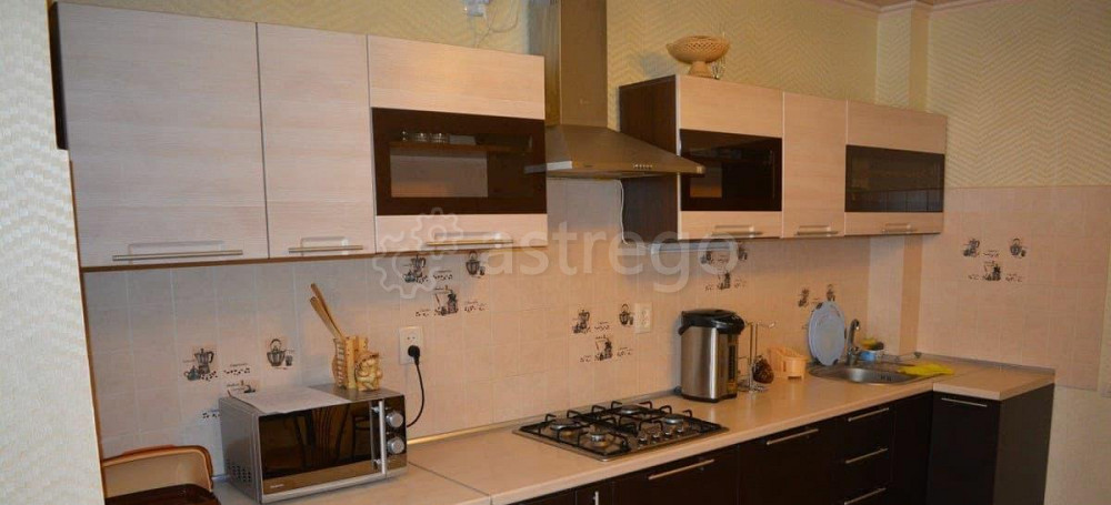 2-комн. квартира, 85 м2, 3/9 эт. Астрахань - изображение 1