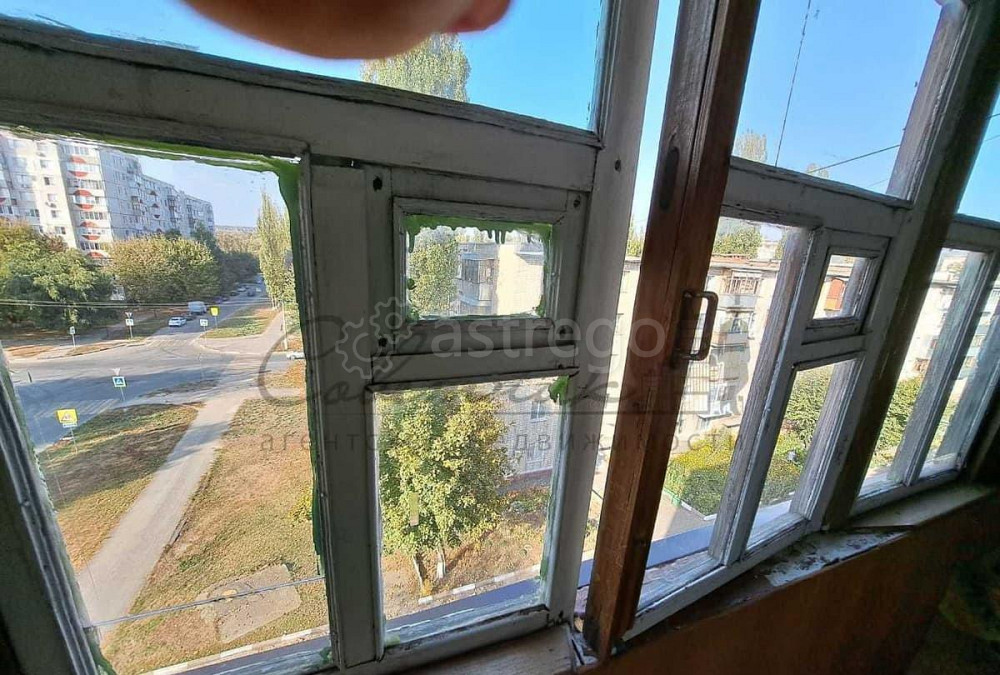 4-комн. квартира, 60 м2, 5/5 эт. Старый Оскол - изображение 2