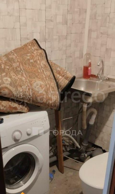 Комната, 60 м2, 3/5 эт. Барнаул - изображение 2
