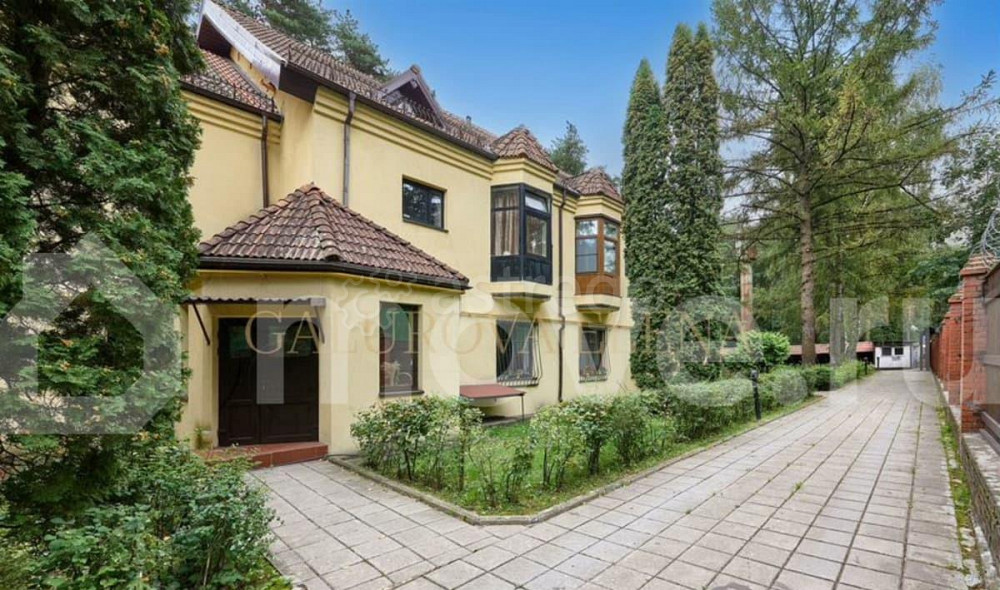 Таунхаус, 303.8 м2, 6 соток, 2 эт. Москва - изображение 1