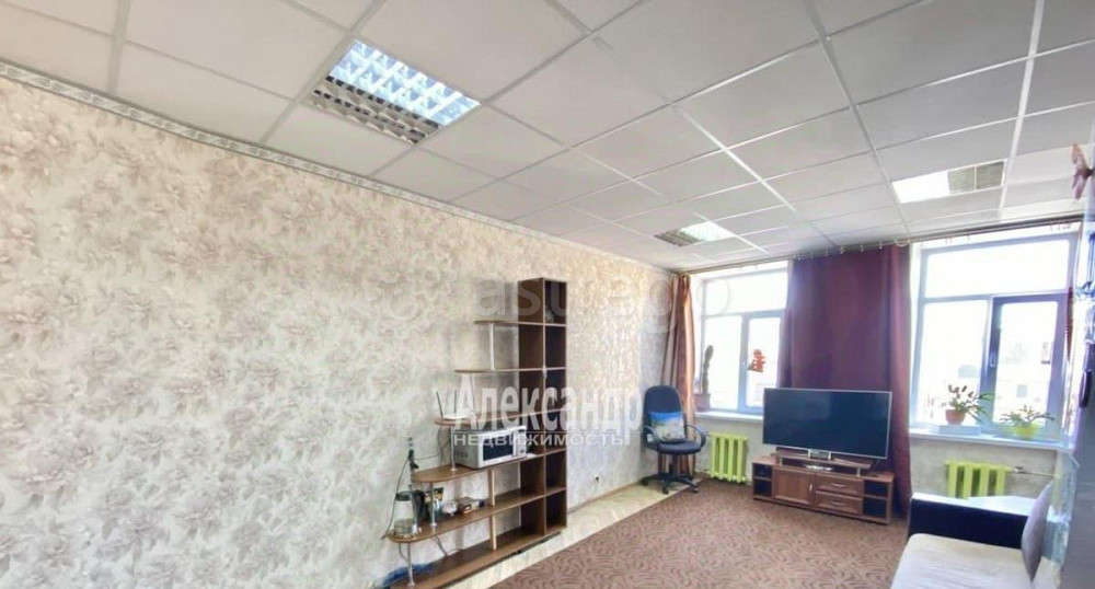 Комната, 35.5 м2, 4/5 эт. Санкт-Петербург - изображение 3