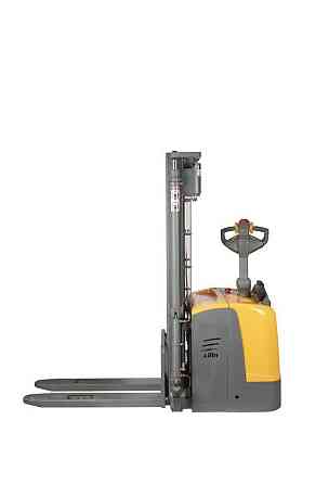 Штабелер самоходный 2,0 т 4,5 м XILIN CDDK20 24/300 В/Ач ЭУР, выдв. опоры (с платформой) Уфа