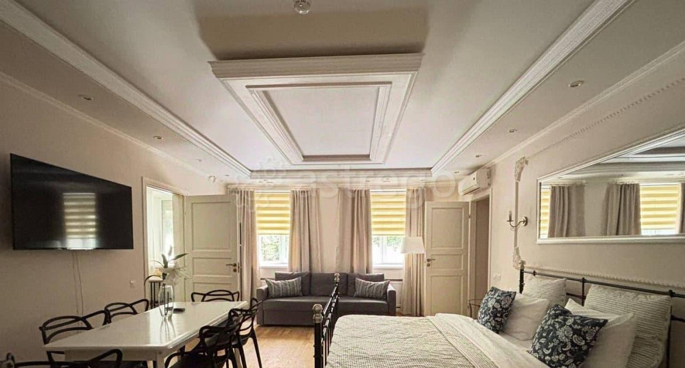 5-комн. квартира, 100 м2, 1/4 эт. Санкт-Петербург - изображение 1