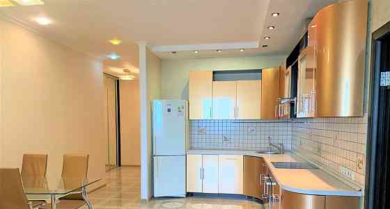 3-комн. квартира, 105 м2, 21/23 эт. Москва