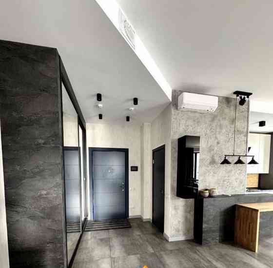 3-комн. квартира, 120 м2, 4/17 эт. Москва
