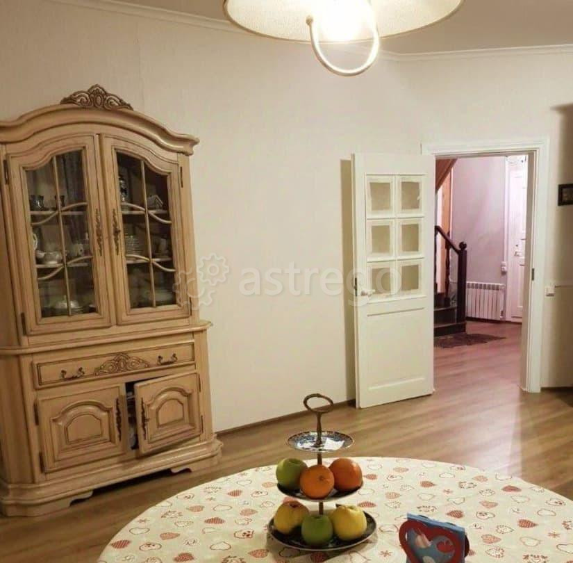 Дом, 236 м2, 8 соток, 3 эт. Санкт-Петербург - изображение 3