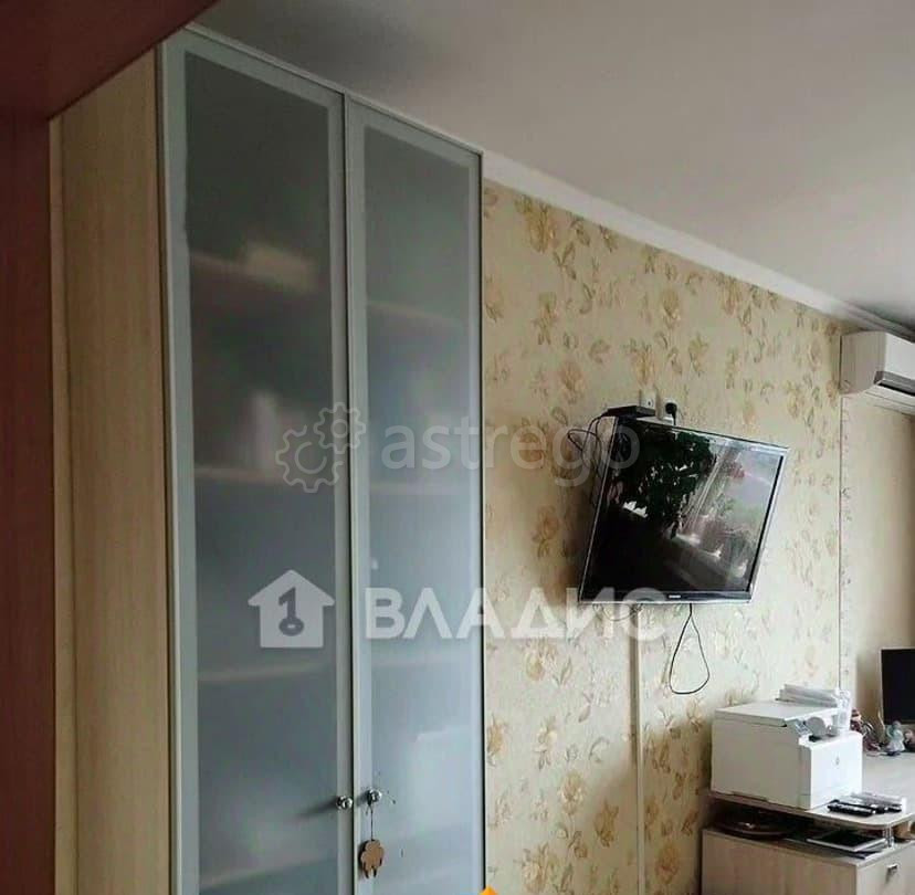 3-комн. квартира, 65.4 м2, 9/9 эт. Бийск - изображение 1