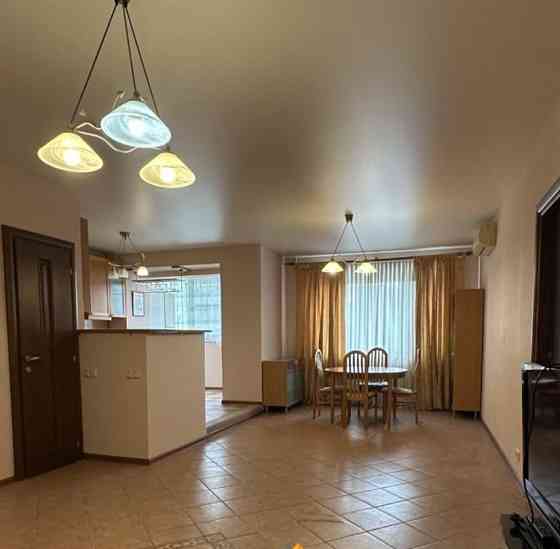 4-комн. квартира, 125.5 м2, 2/10 эт. Дзержинский