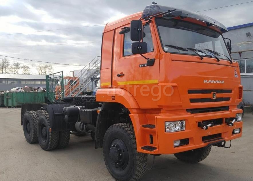 Тягач КАМАЗ 65225-53, колесная формула 6х6, грузоподъемность 19.575 т, бак 350 л Набережные Челны - изображение 1