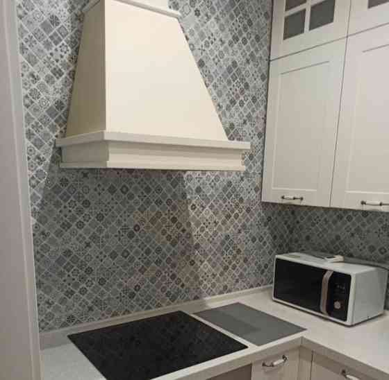4-комн. квартира, 102 м2, 3/15 эт. Москва