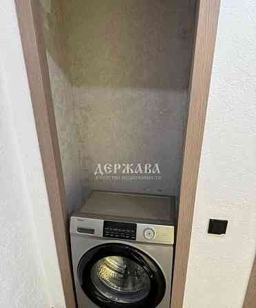 4-комн. квартира, 71.1 м2, 1/9 эт. Старый Оскол