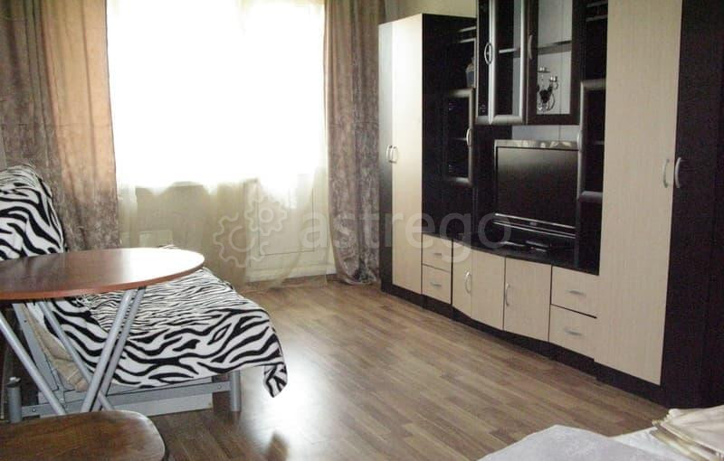 1-комн. квартира, 35 м2, 8/10 эт. Дзержинский - изображение 2