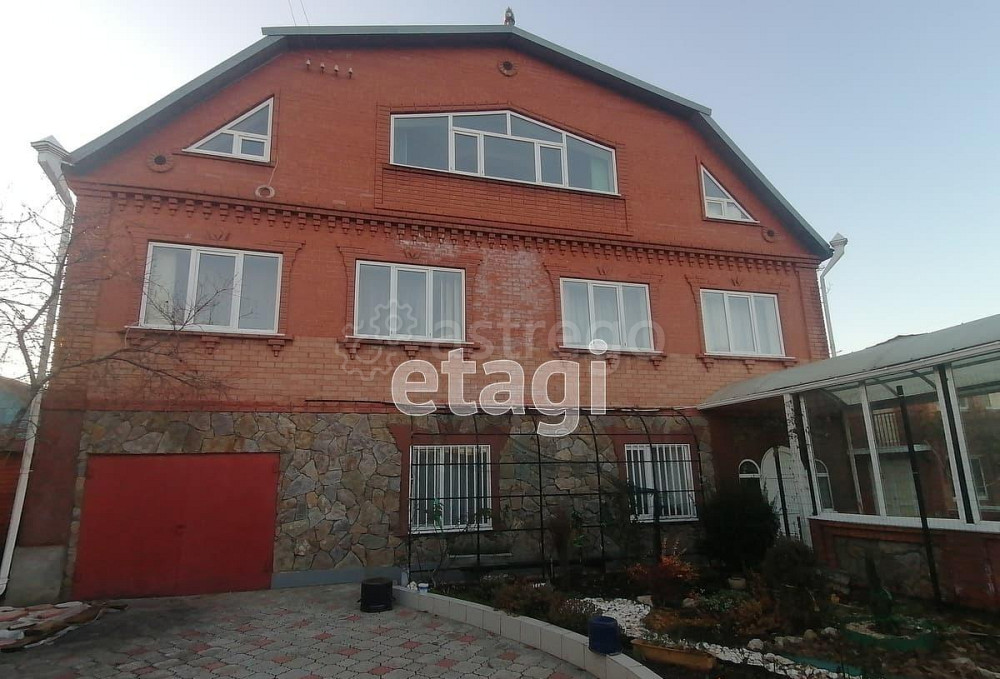 Дом, 580 м, 7.26 сотки, 3 эт. Майкоп - изображение 1