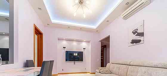 3-комн. квартира, 100 м2, 4/4 эт. Санкт-Петербург