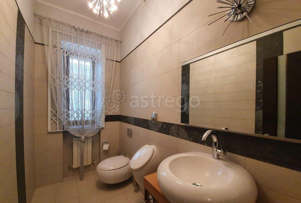 Коттедж, 580 м2, 0.8 га, 3 эт. Дубовое - изображение 2