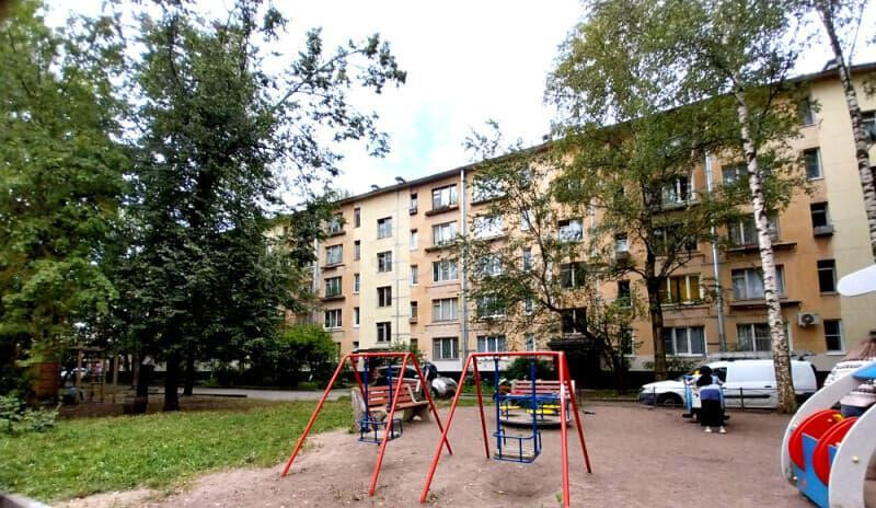 4-комн. квартира, 50 м2, 5/5 эт. Санкт-Петербург - изображение 1