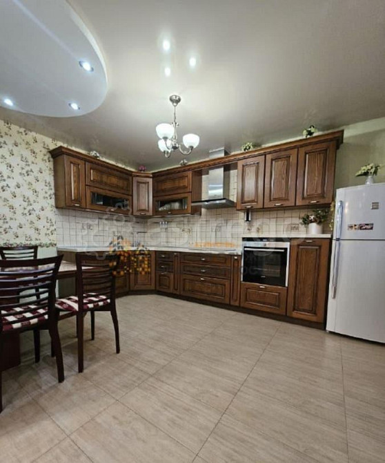 2-комн. квартира, 83 м2, 2/10 эт. Уфа - изображение 1